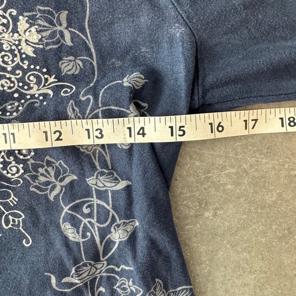 Vintage Y2K Mcbling Rhinestone Graphic Black Floral Henley Women's Small Tee - Picture 4 of 5